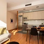 Modern Center Exiample Apartment *