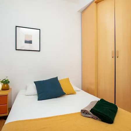Modern Center Exiample Apartment *