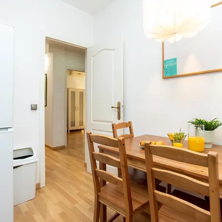 Modern Center Exiample Apartment
