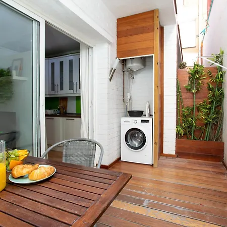 Modern Center Exiample Apartment *