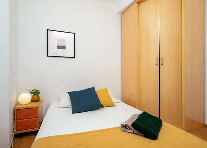 Modern Center Exiample Apartment *